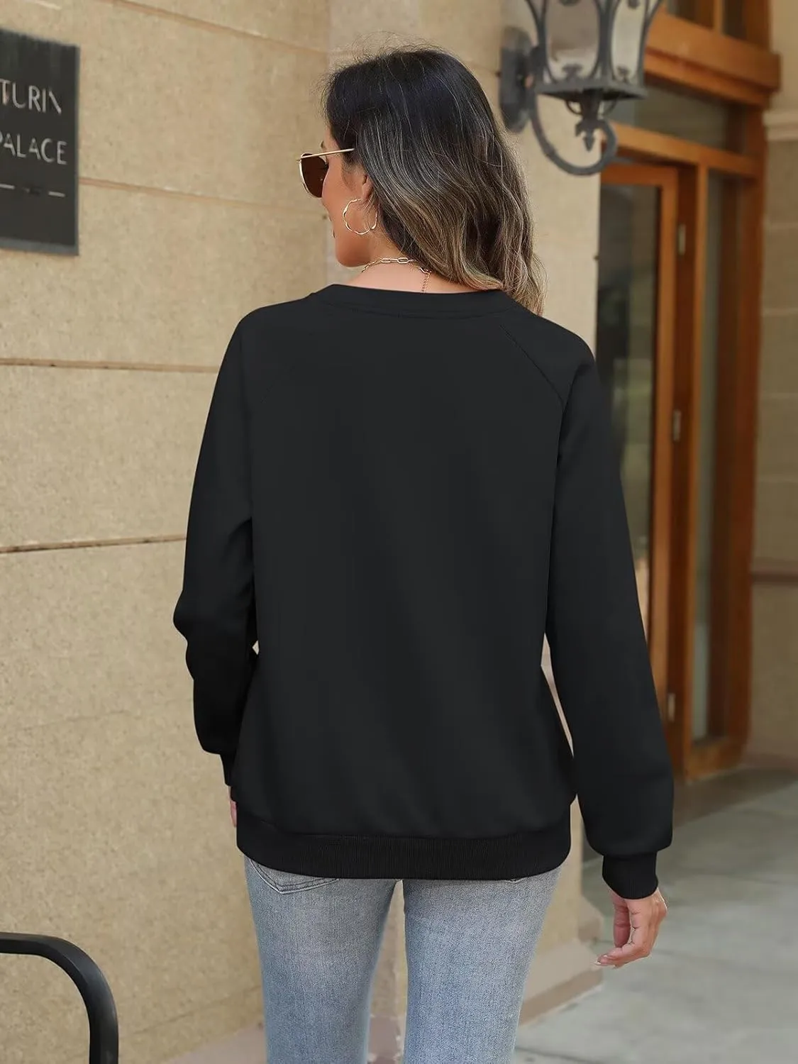 EADINVE Womens V Neck Sweatshirts with Pockets Fleece Pullover Casual Loose Fit Long Sleeve Tops Fall Clothes 2025