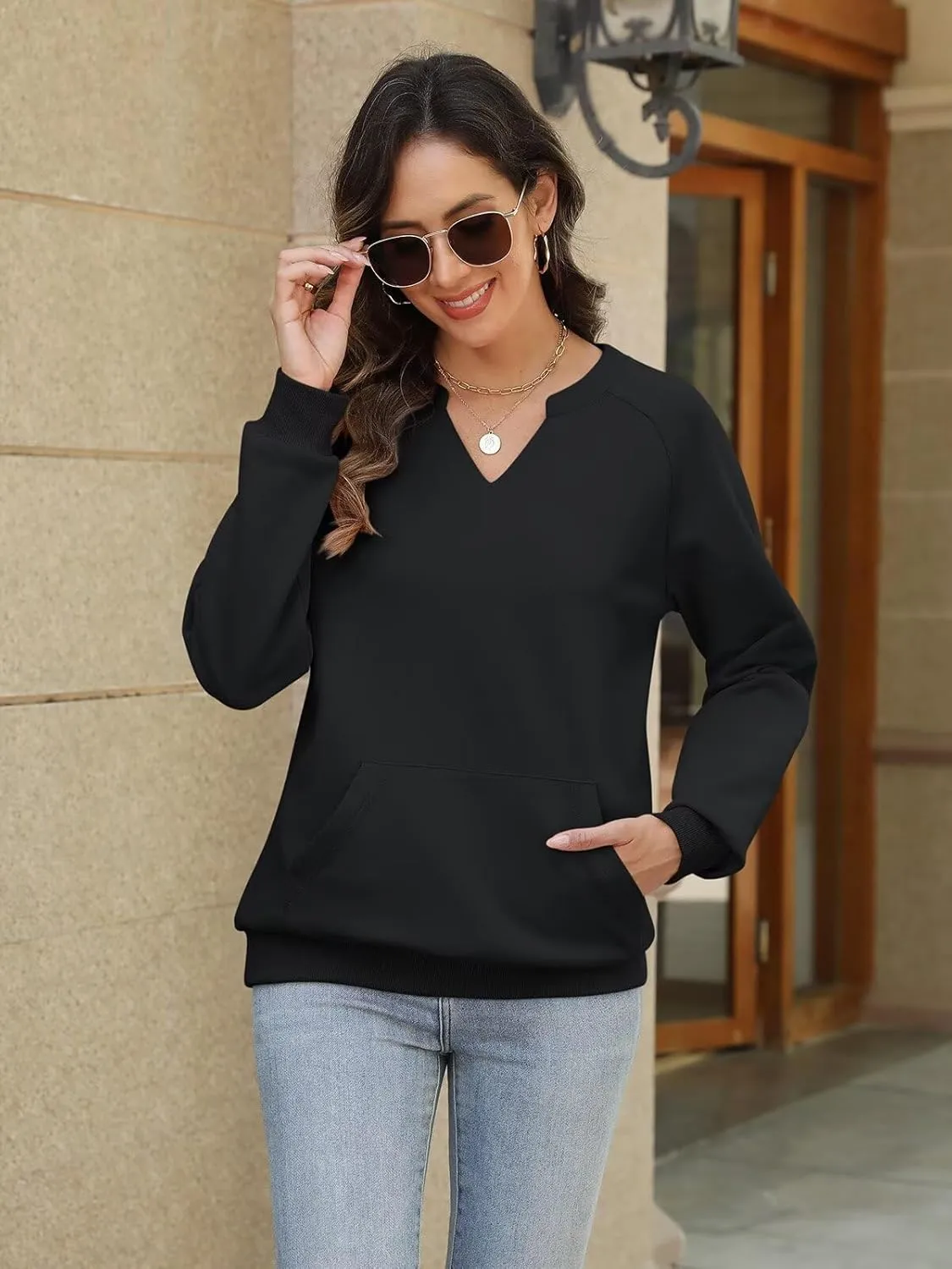 EADINVE Womens V Neck Sweatshirts with Pockets Fleece Pullover Casual Loose Fit Long Sleeve Tops Fall Clothes 2025