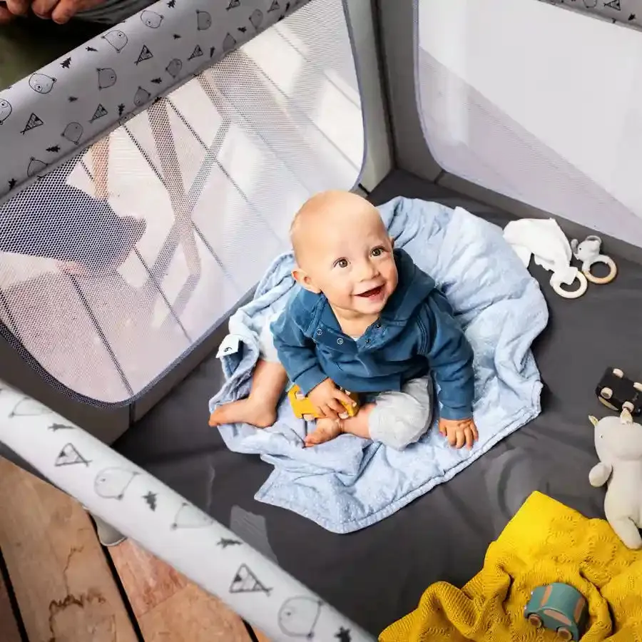 Hauck Sleep'n Play SQ / Nordic Grey