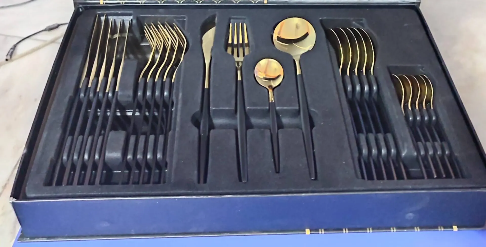 Heavy 24Pcs Steel Cutlery Set