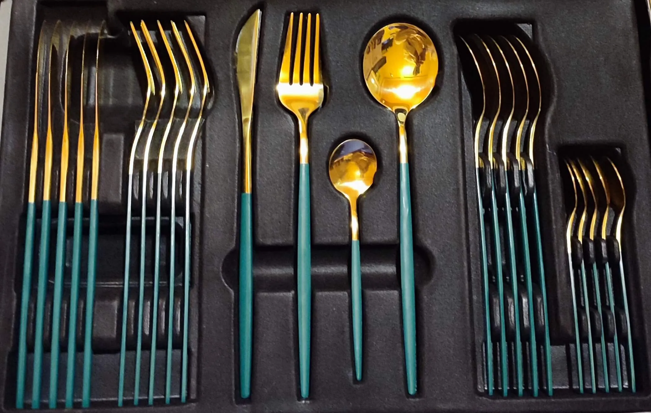 Heavy 24Pcs Steel Cutlery Set
