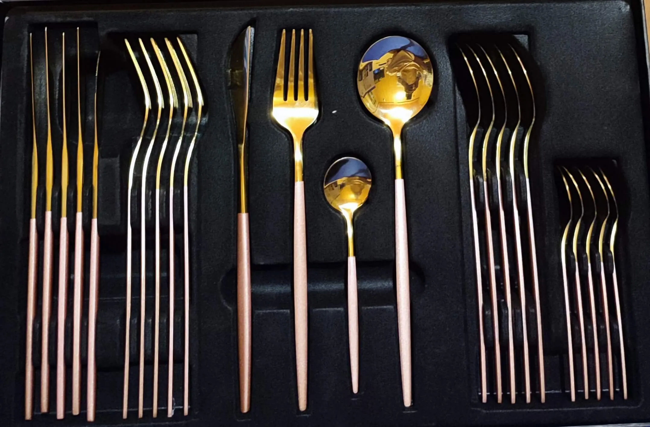Heavy 24Pcs Steel Cutlery Set