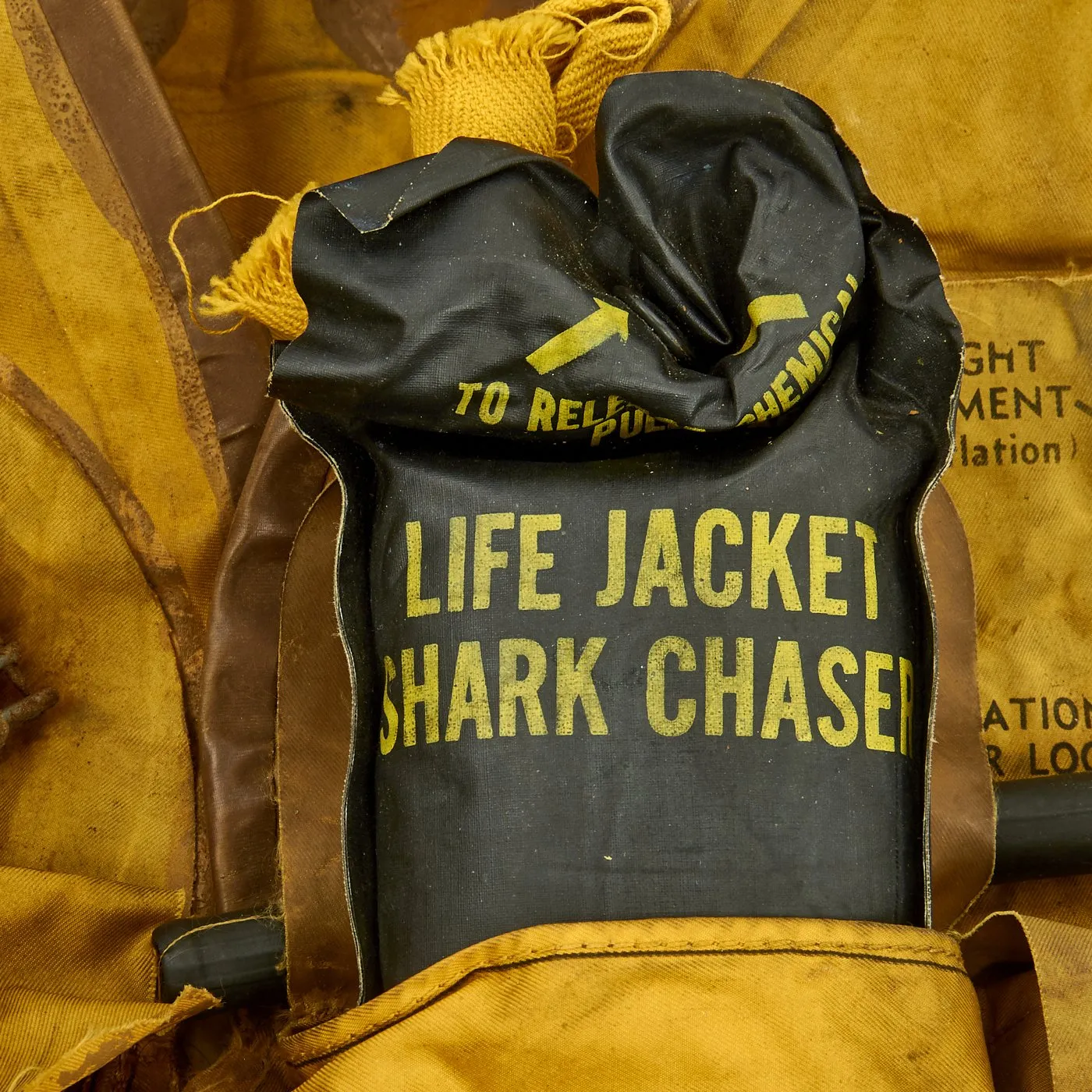 Original U.S. Cold War USAF Pilot 1956 Dated Bauer Mark 2 Survival Vest Type Life Preserver
