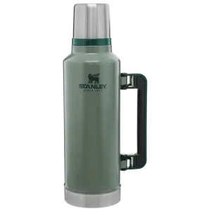 Stanley Classic Legendary Bottle | 2 QT, Hammertone Green
