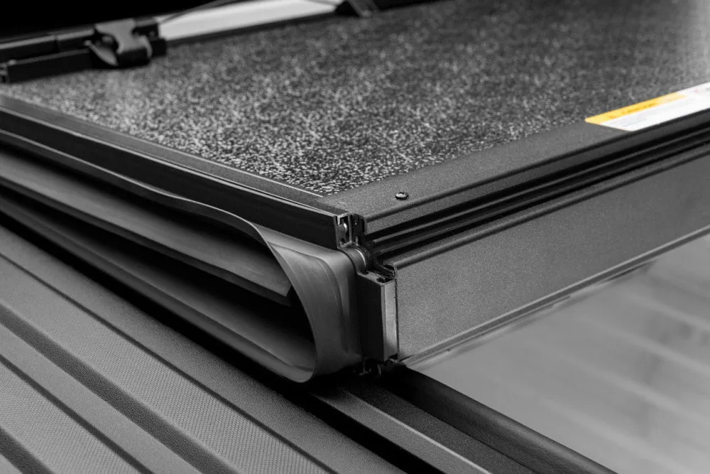 UnderCover ArmorFlex Hard Folding Tri-Fold Tonneau Cover | Chevrolet / Ford / LDV / RAM
